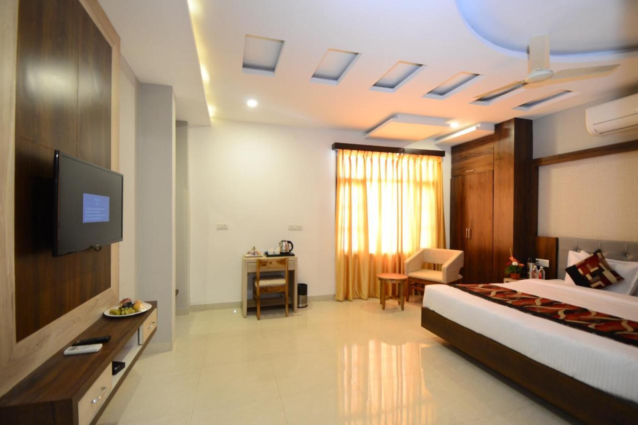 Hopp Inn Udaipur Esterno foto