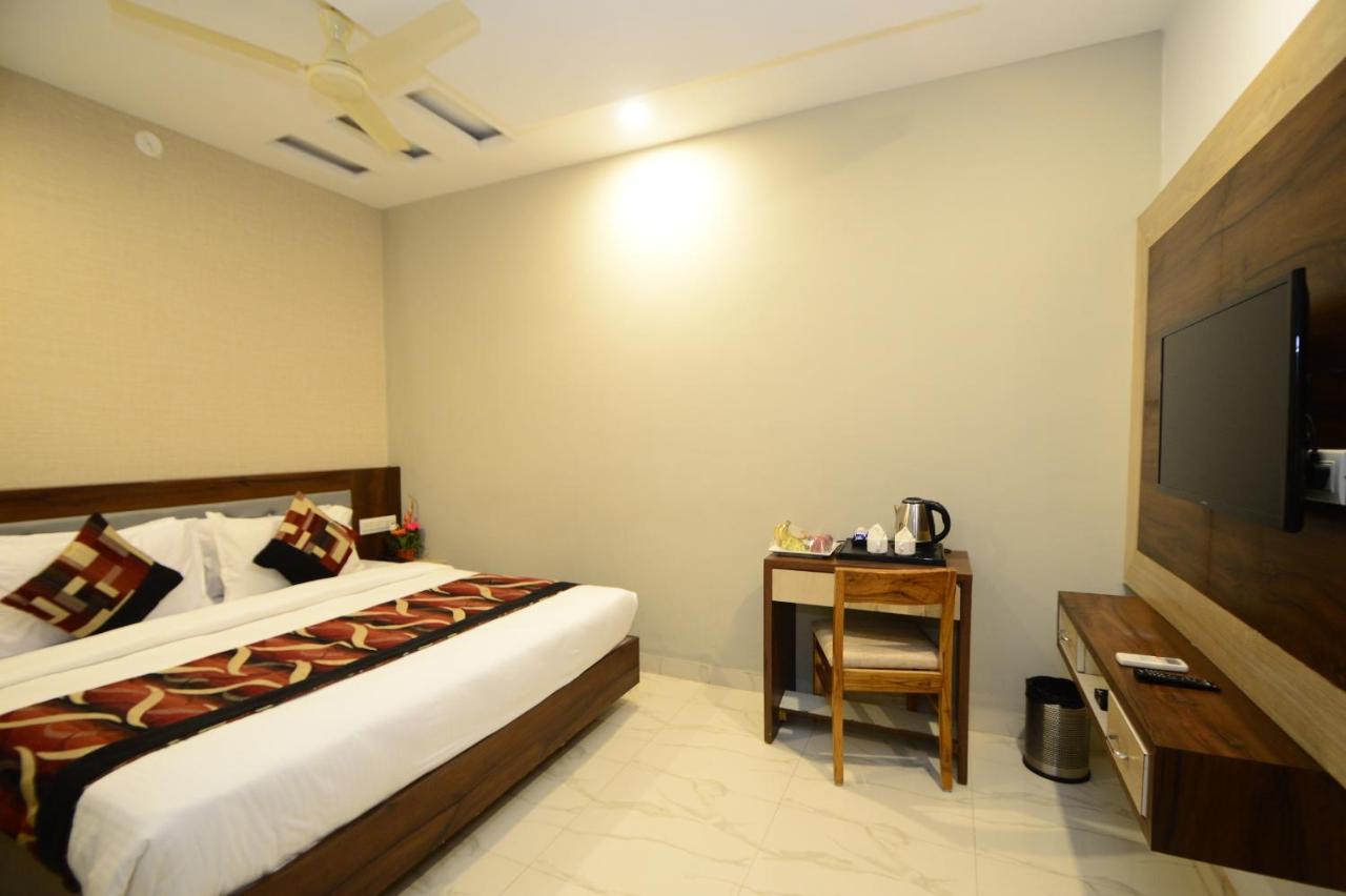 Hopp Inn Udaipur Esterno foto