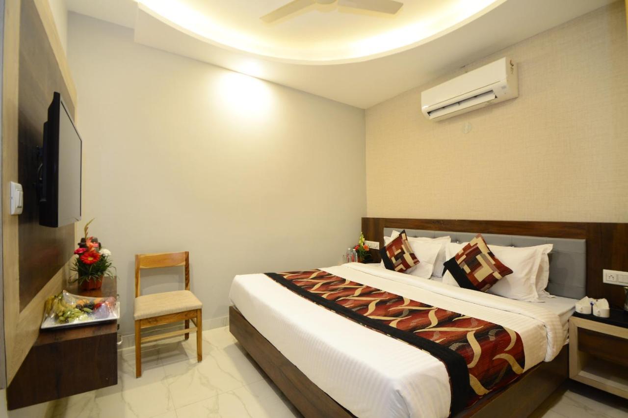 Hopp Inn Udaipur Esterno foto