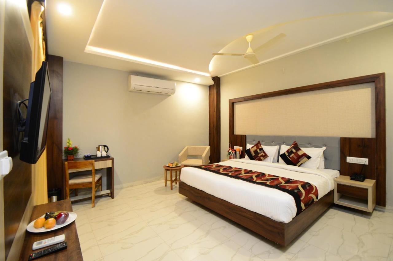 Hopp Inn Udaipur Esterno foto