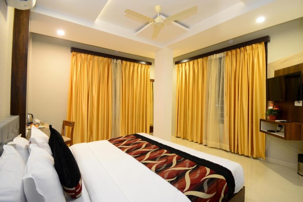 Hopp Inn Udaipur Esterno foto