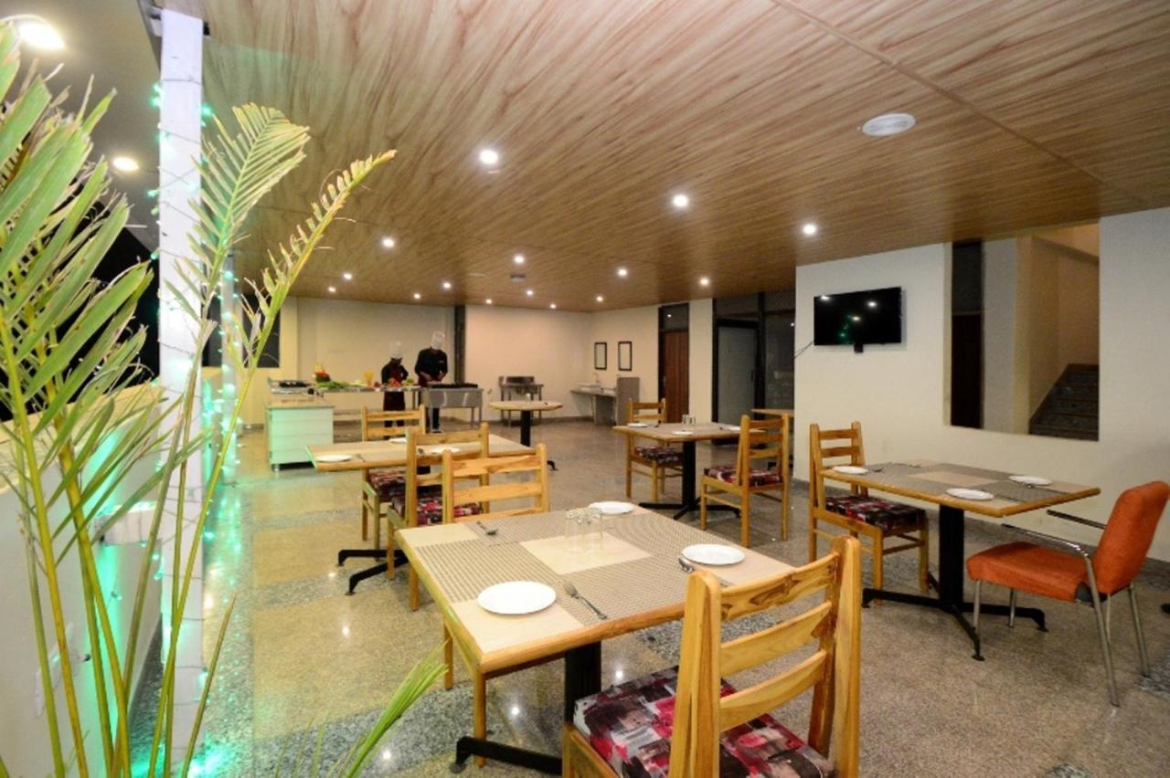 Hopp Inn Udaipur Esterno foto